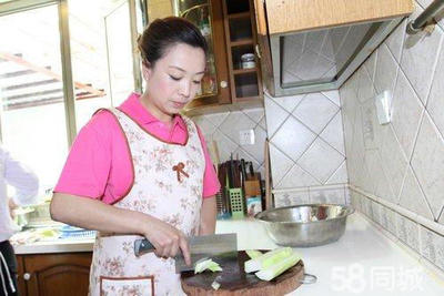 愛恩家政 專業保姆、育嬰師、月嫂與鐘點工服務，您在大連的貼心選擇